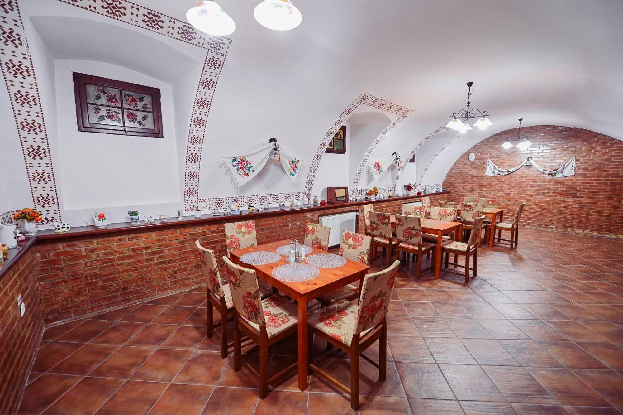 Hotel Conacul Domnesc Scheia Zewnętrze zdjęcie