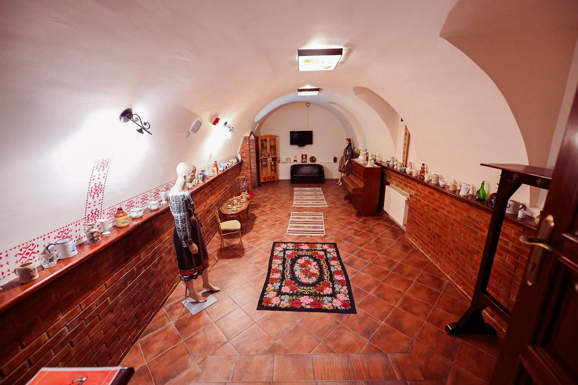 Hotel Conacul Domnesc Scheia Zewnętrze zdjęcie