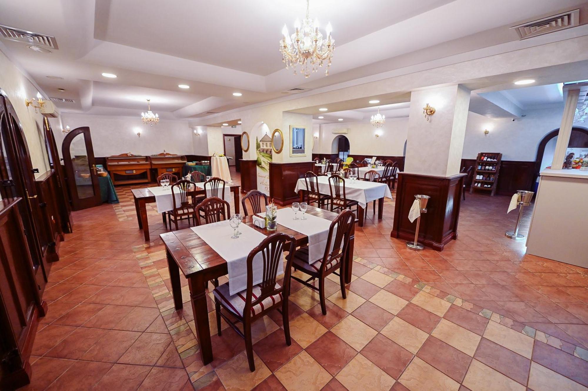 Hotel Conacul Domnesc Scheia Zewnętrze zdjęcie