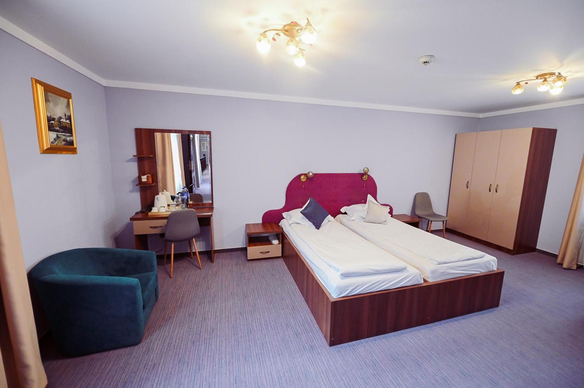 Hotel Conacul Domnesc Scheia Zewnętrze zdjęcie