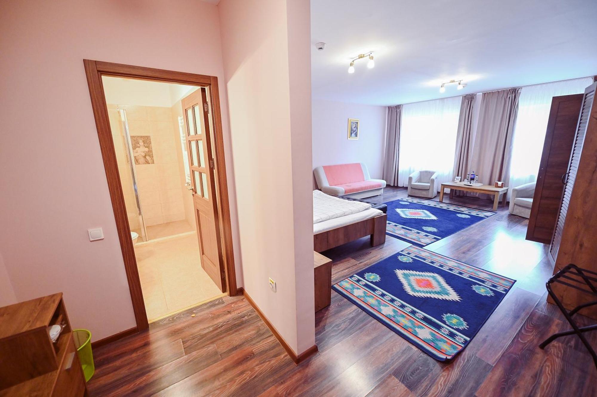 Hotel Conacul Domnesc Scheia Zewnętrze zdjęcie
